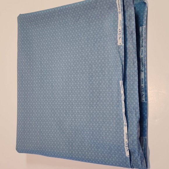 Vintage VIP Print by Cranston Printworks Co (cotton) 2 2/3 yards X 41 inches - Picture 2 of 3